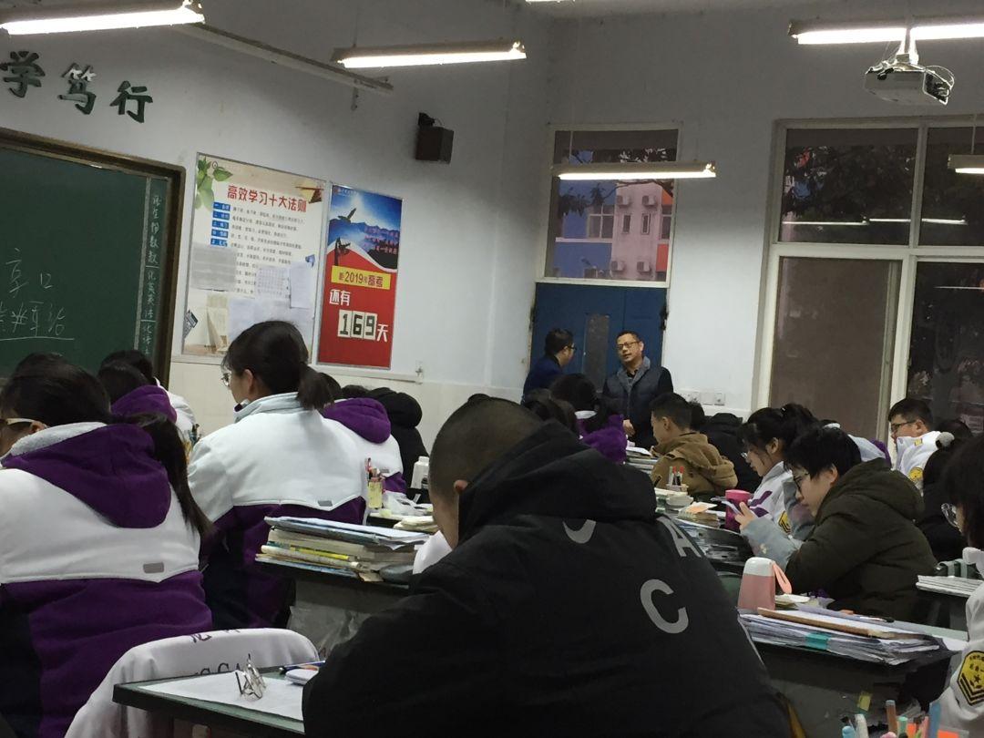 教室里的温馨日常，最新教师业务笔记内容概览